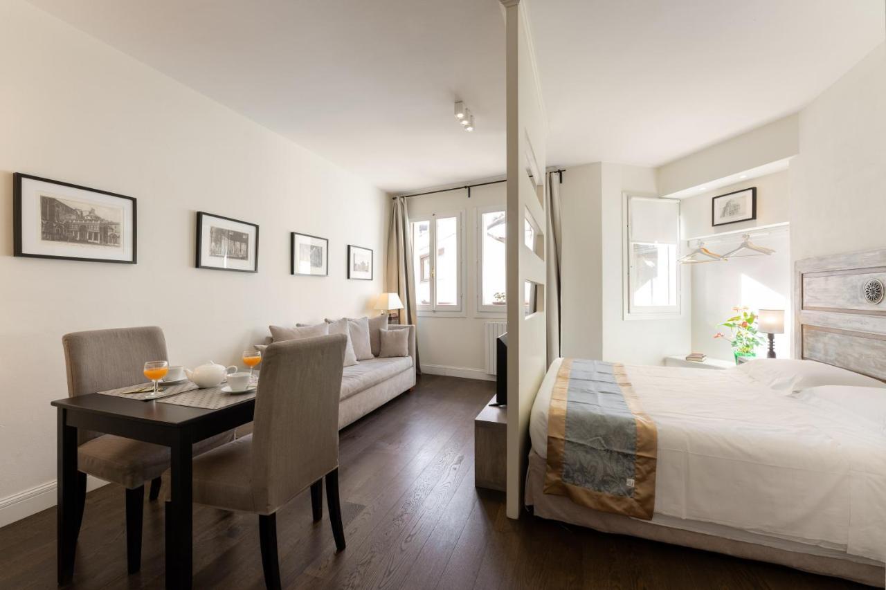 Appartement Novella Goldoni Suite-by Concierge Florence